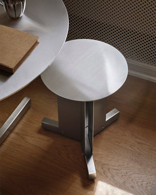 Split Hocker